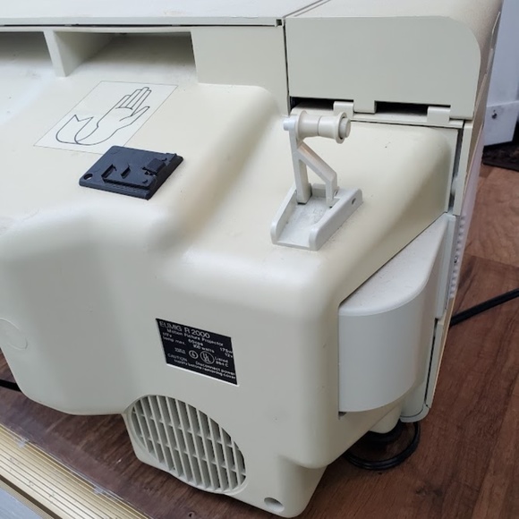 Eumig R 2000 Instaprojector Super 8 8mm film projector and screen - Picture 9 of 16